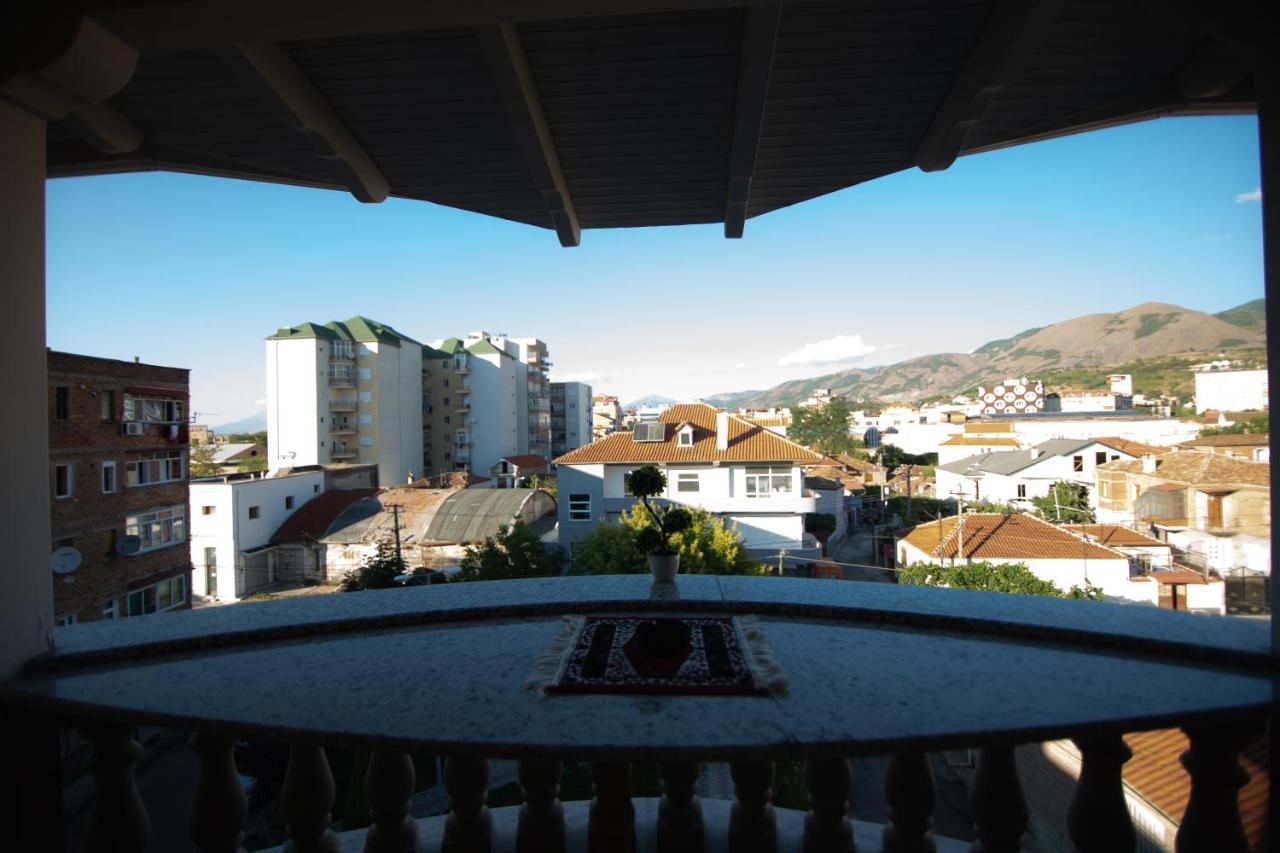 Vila Mariss Korça Kültér fotó