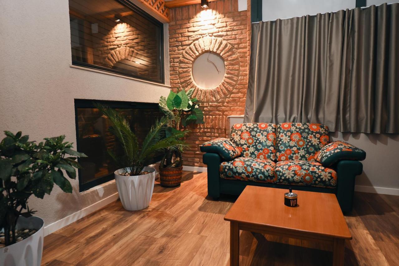Vila Mariss Korça Kültér fotó